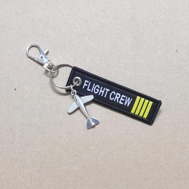 Flight Crew Keychains Airplane Aviation Kiss Me Before Flight Key Chain Luggage Women Bag Key Ring Drive Safe Men Car Pendant