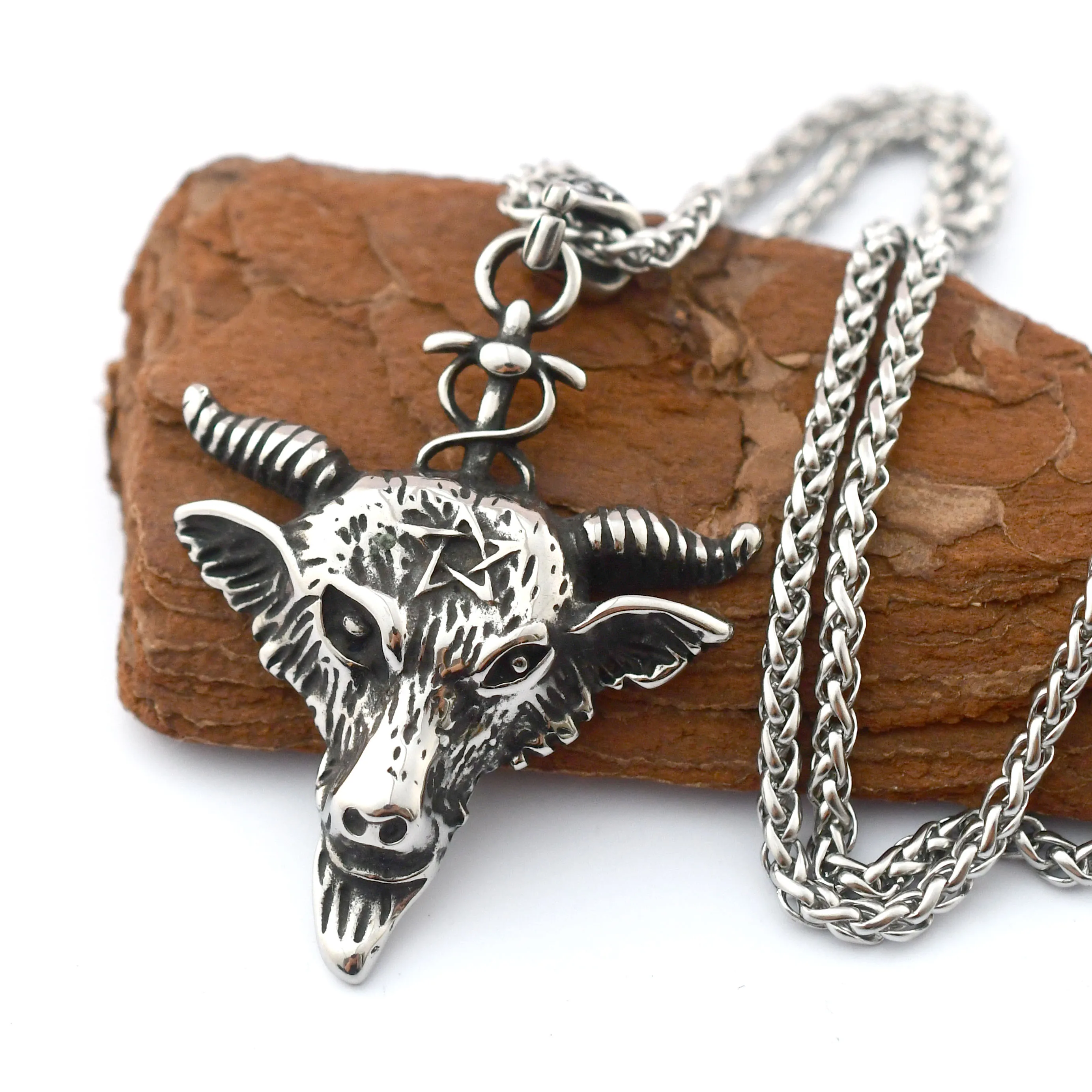 Viking Goat Head Stainless Steel Pendant Necklace Goat Head Monster Demon Pendant Viking Fashion Jewelry