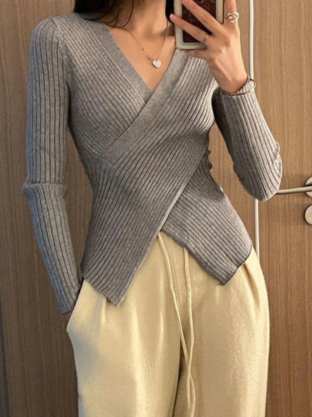 

Slimming V-Neck Knitted Base Shirt Cross Long Sleeve Sweater Trendy Outerwear Comfortable Korean Style Fashionable Base Layer