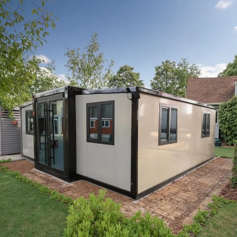 Customized Movable Prefab Container Homes 40ft Luxury House Ready To Living Prefabricated Modular Home  With Terrace