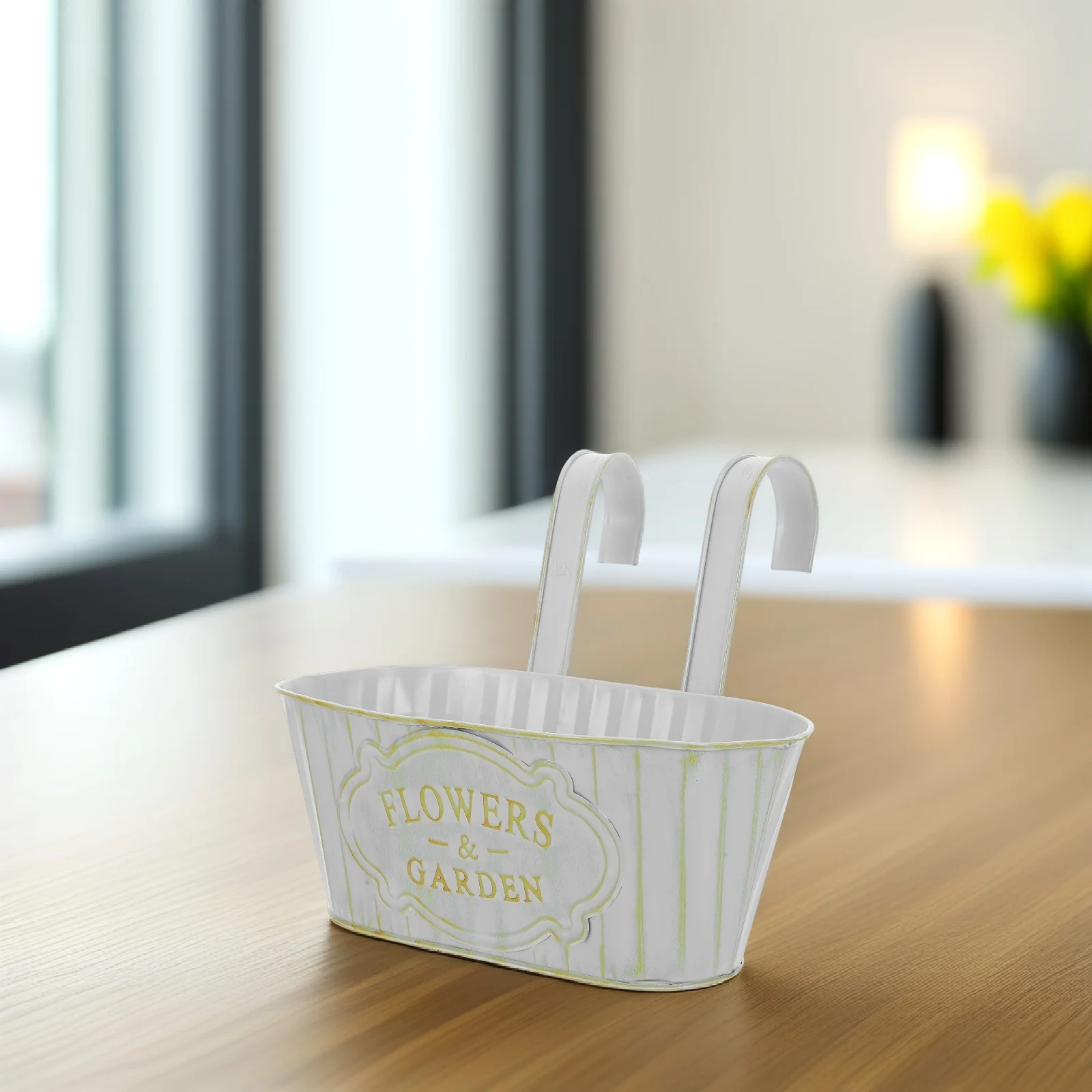 

Flower Hanging Bucket Iron Retro Plant Pot Holder Perfect for Balcony Garden Patio Wall Mounted Planters Outdoor Hanging Planter