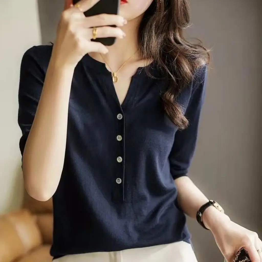 

Women's Mid-Sleeve V-Neck Sweater Slim-Fit Breasted Top Fashionable Half-Open Collar Base Shirt T-Shirt for Summer