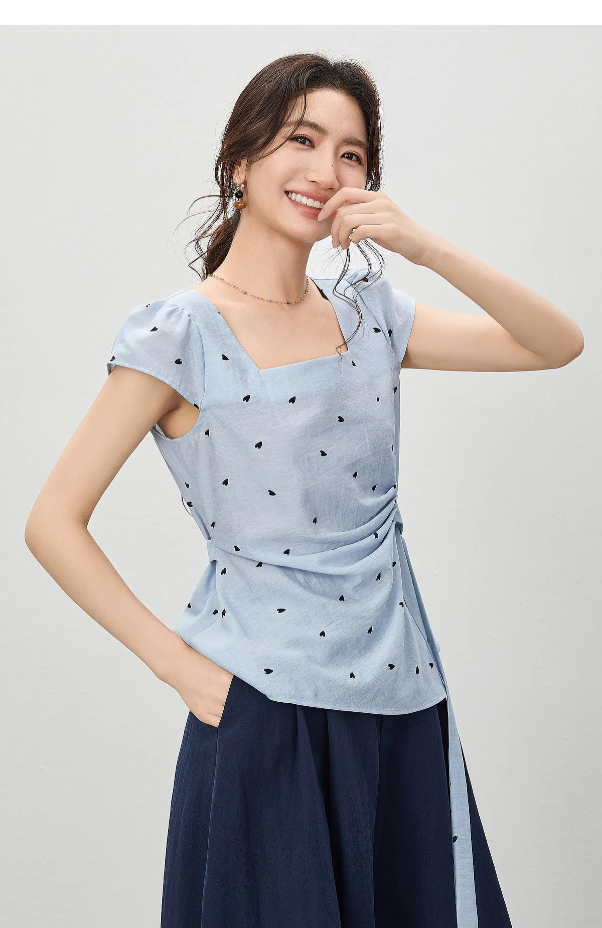 SENTUBILA Damen Chiffonbluse mit Herzmuster, Sommer, Gelb, Quadratischer Ausschnitt, Plissiert, Geraffte Taille, Kurzarm-Hemd 162VB5766 – Detail 23