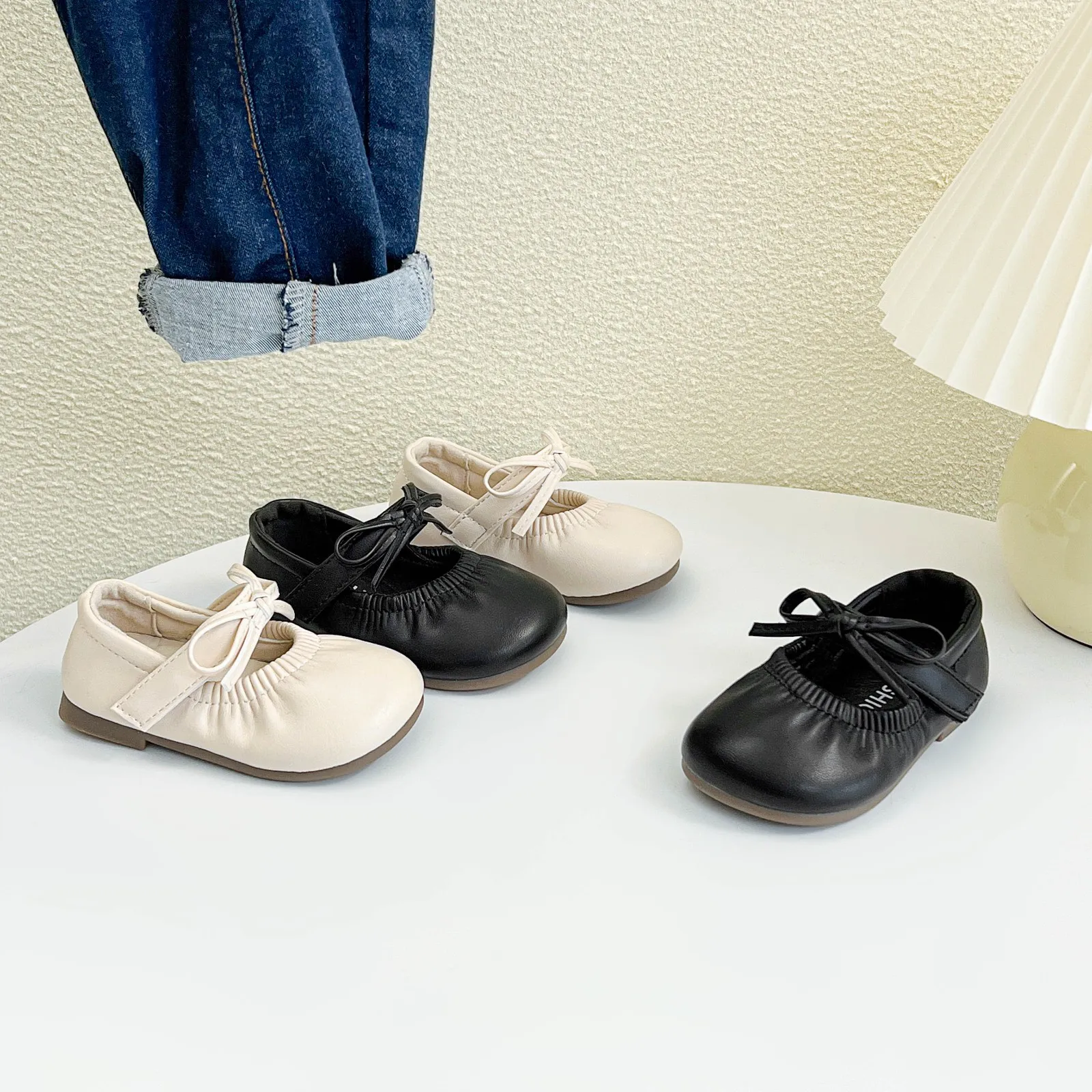 

New Girls Leather Shoes with Bow Anti Slip Soft Sole Round Toe New Korean Style Spring and Autumn Outdoor Casual Leather Shoes