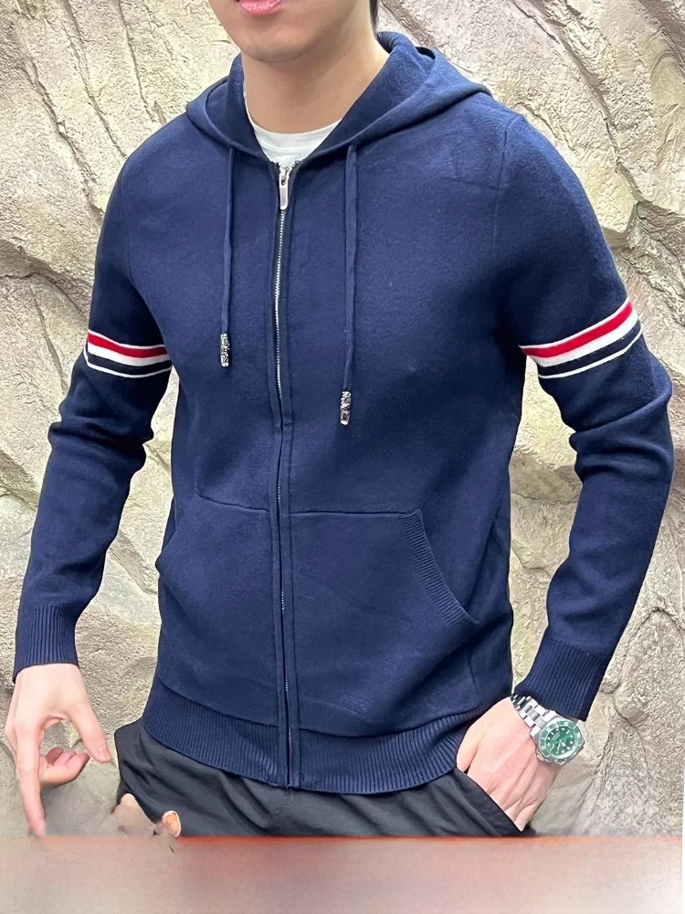 

American High Street Luxury Thiened Knitted Hooded Zipper irt Men's Casual Classic Winter New Arrival Jaet