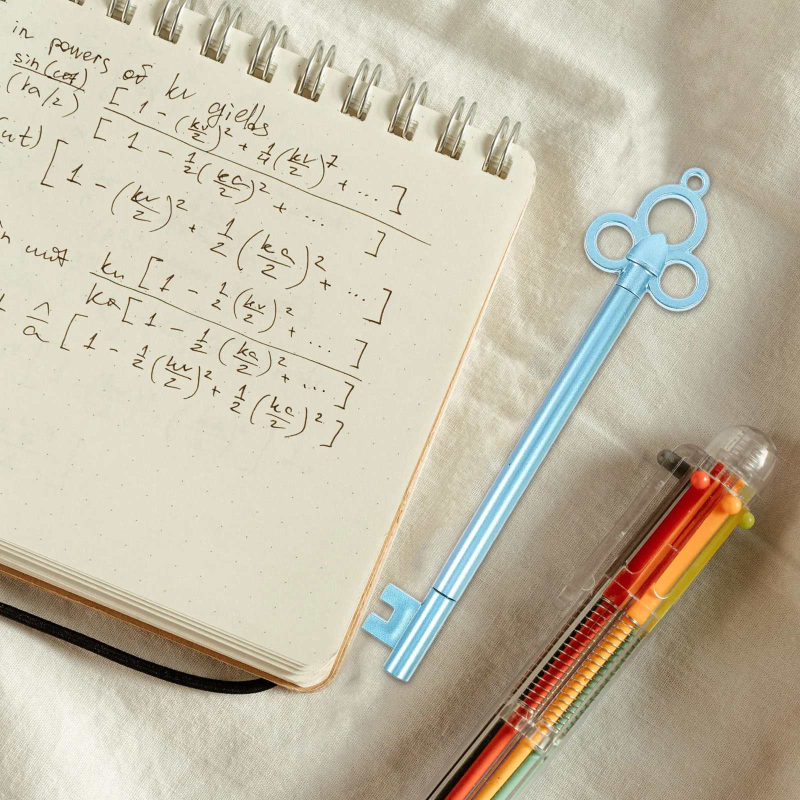 

Набор из 15 гелевых ручек: стильный креативный дизайн, плавное письмо, идеальный подарок для друзей и семьи, милые канцелярские принадлежности для офиса и школы, незаменимая вещь