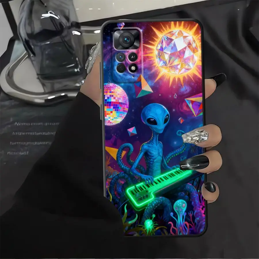 Phone Cover Case for Xiaomi Redmi Note 15 12 11 K80 14C A4 13 14 Pro Plus 9 8 A7 12C 13C A5 10 K40 A1 A2 Strange Alien view 3
