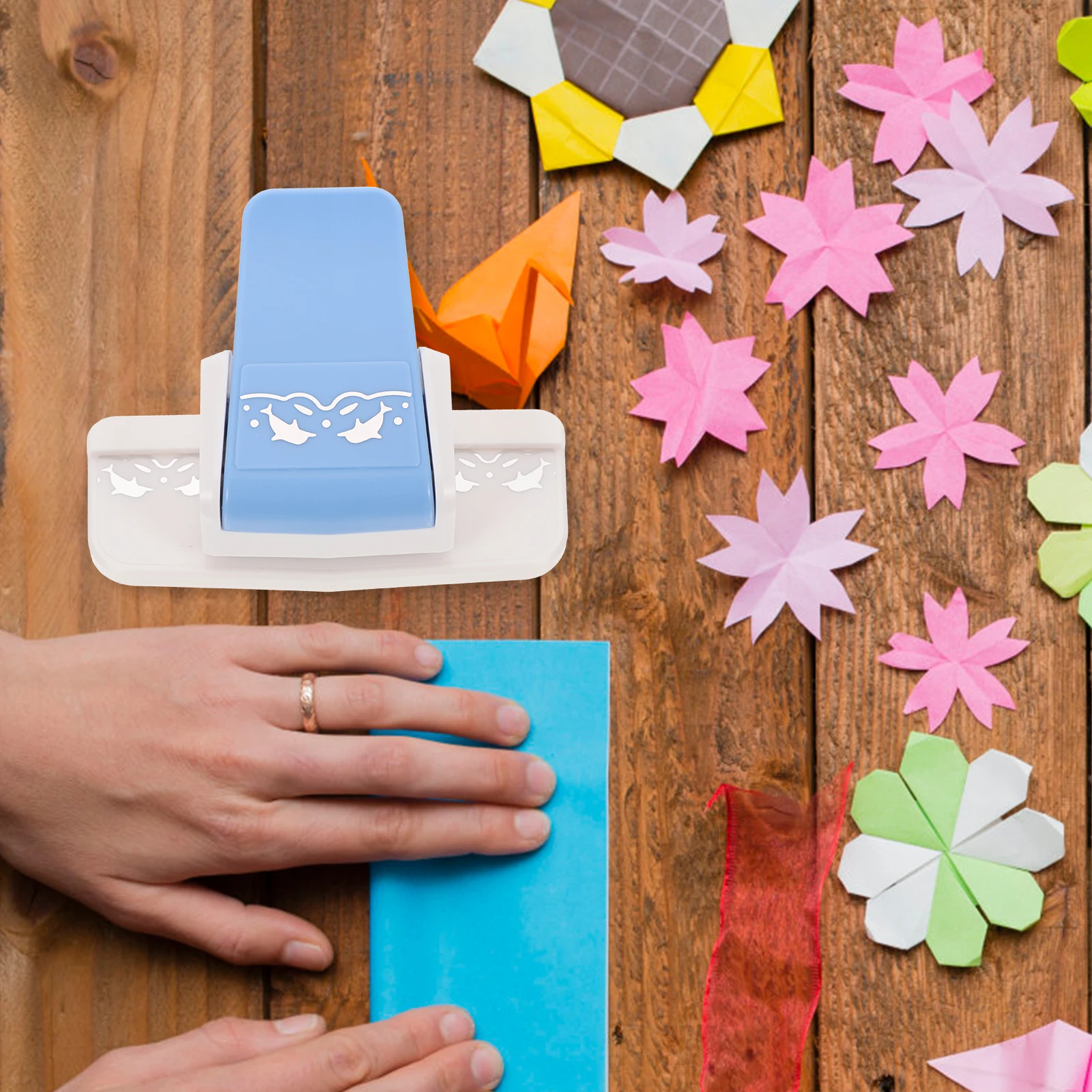 

Paper Puncher Kids Paper Punch Tool Durable Alloy Easy Use Reusable Scrapbook Punch for Greeting Cards DIY Crafts