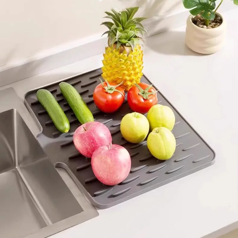 ​​Silicone Kitchen Drainage Mat - Sloped Heat-Resistant Counter Protector with Non-Slip Base, Multi-Function Cutting Board Pad​​