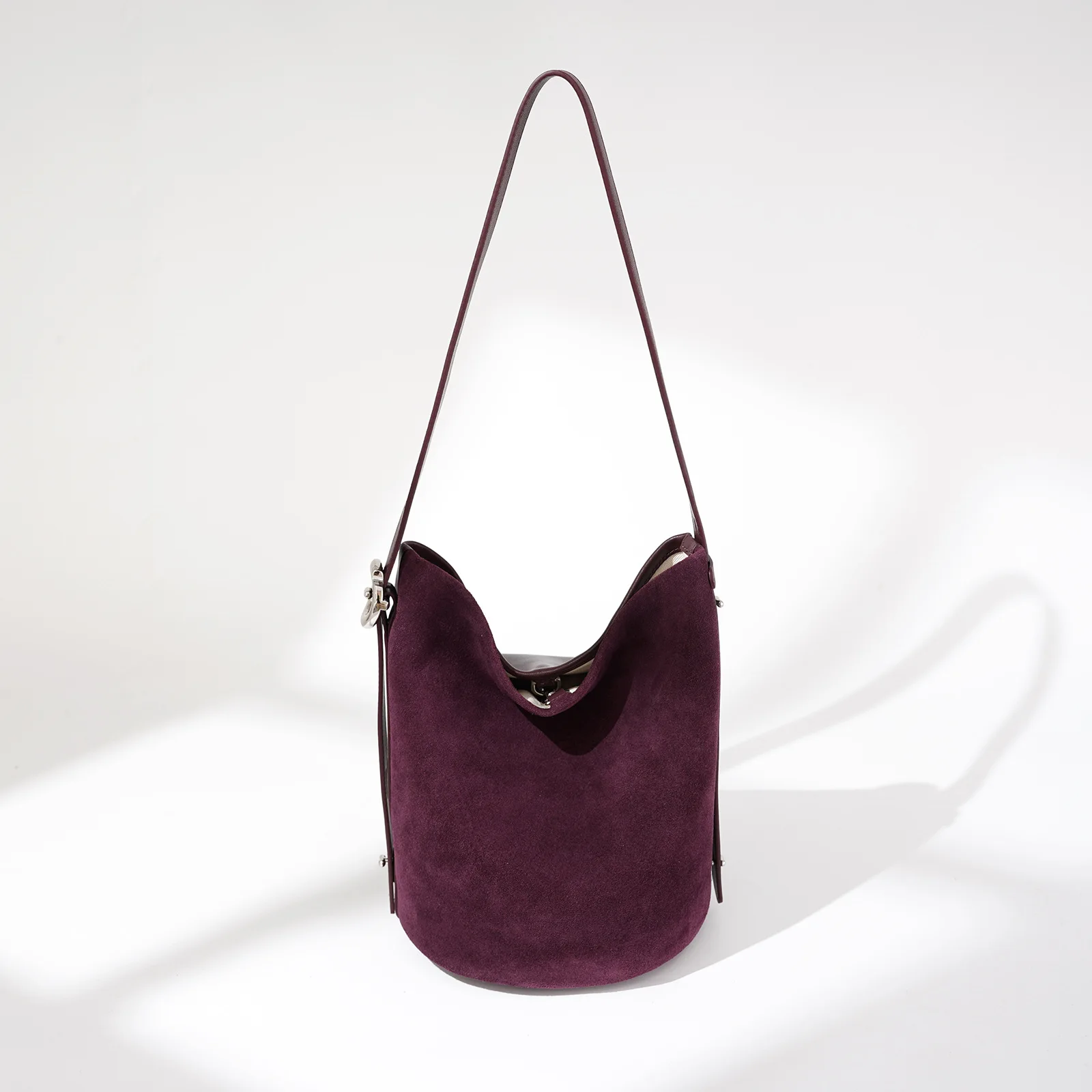 

New Textured Frosted Women Bucket Bag Vintage Style Large Capacity Mom and Child Set Autumn Versatile Shoulder Crossbody Bag