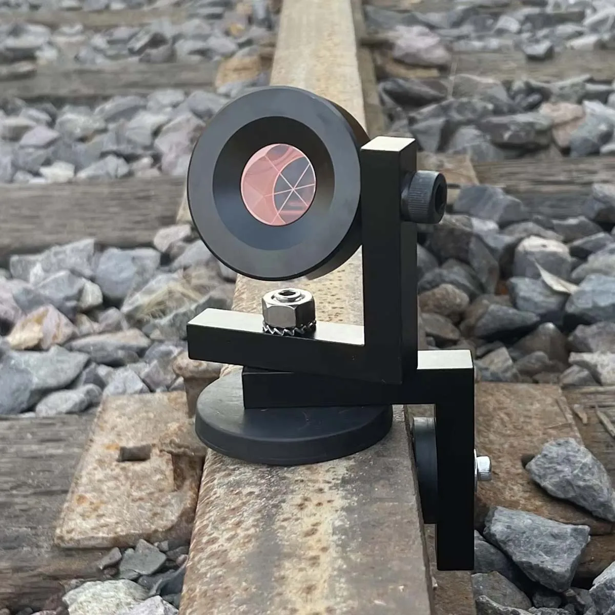 mini prism GMP104 with Magnetic L-bar base for swiss total station railway