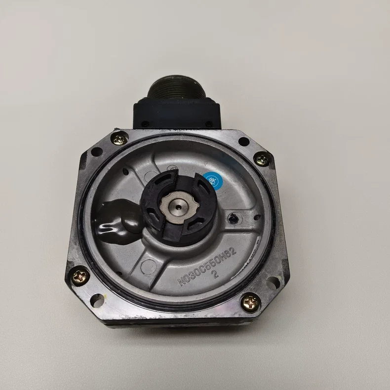 OSA14 MR-C10A OSA105S5A OSE104S2 FX3U-16CCL-M Servo Encoder PLC Module Industrial Control Parts