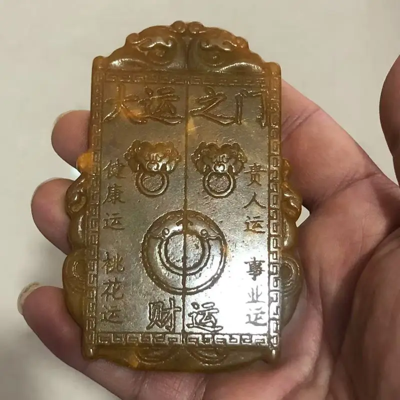 Ming and Qing Dynasty antique collectibles, Xiuyu antiques, carvings, tokens