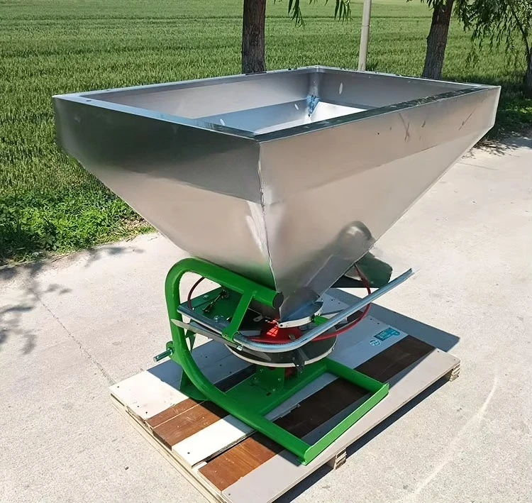 High-efficiency agricultural stainless steel fertilizer spreader tractor