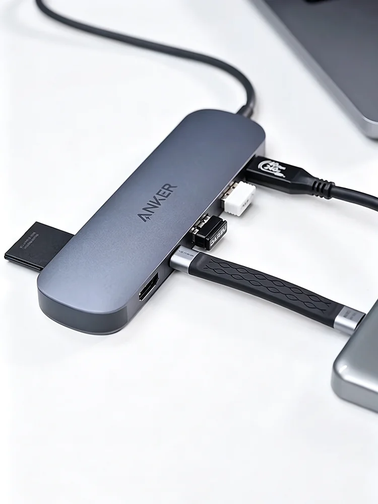 Anker 7in1 Multi-Port USB Hub Adapter for Laptop/Mac, 4K@60Hz USB C to HDMI Splitter 2 USB 3.0 & 1 USBC Data Ports, SD/TF Card