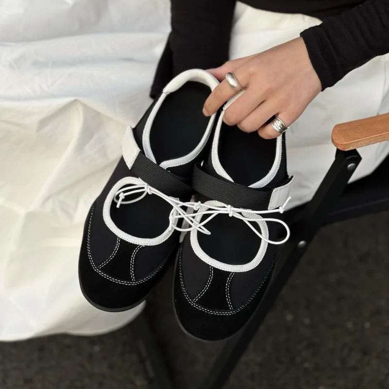 

2026 New Womens Mary Jane Shoes Exquisite Ballet Casual Shoes for Woman Fashion Hollow Out Sneakers Designer Shoes Zapatos Mujer