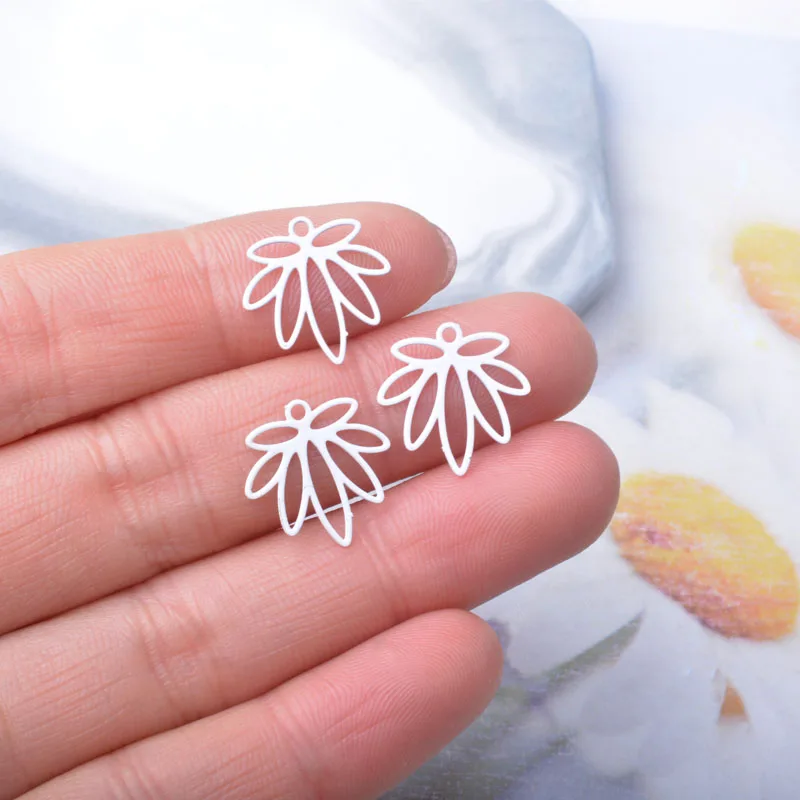 50 Stück AC14570 15 mm Messing kleine aushöhlen Charms Anhänger DIY Schmuck Ohrring Herstellung – Detail 12