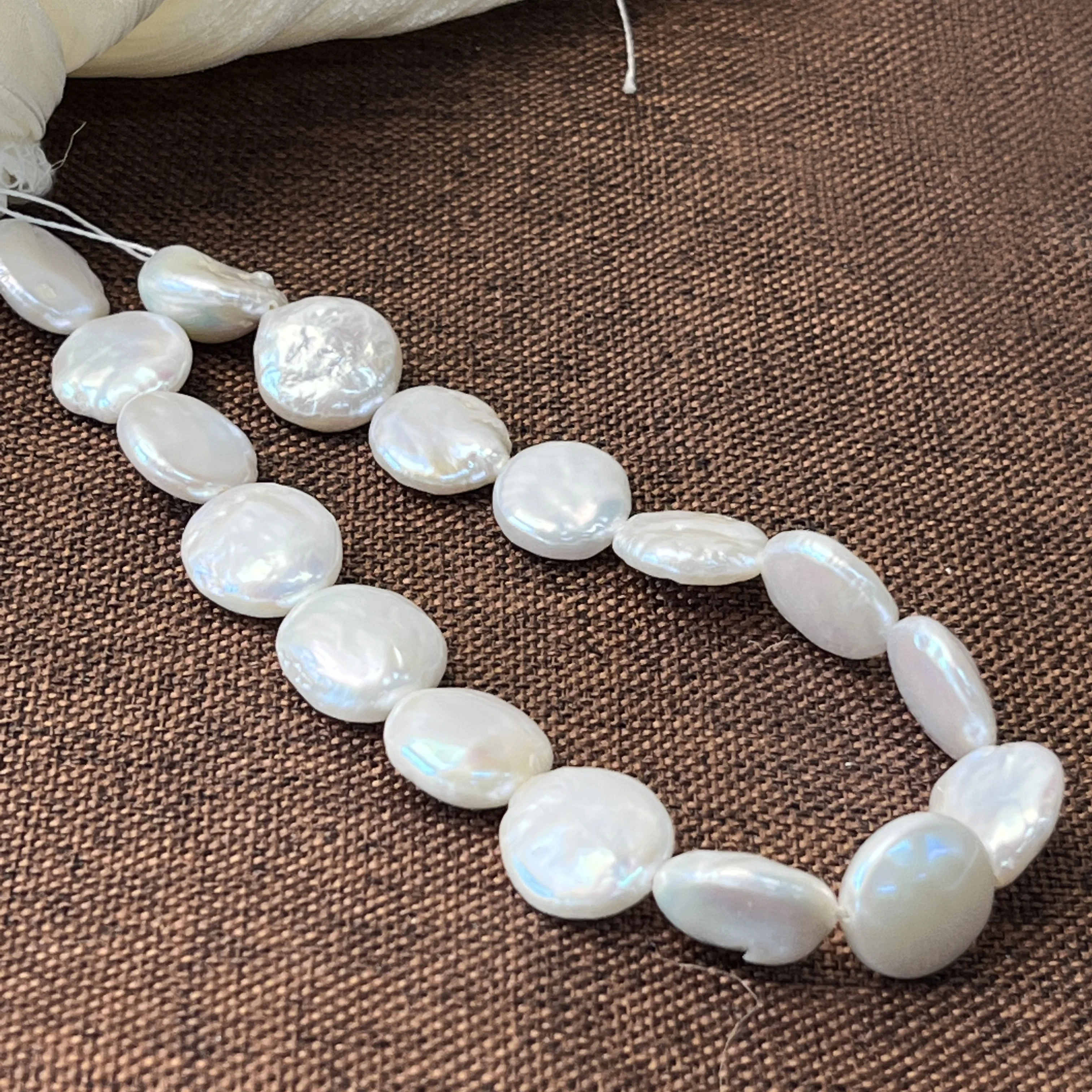 

10-11mm AAAAA Natural FreshwaterWhite Button Oval Pearl Bead Jewelry Make DIY Necklace Bracelet Accessories Gift Wedding Women