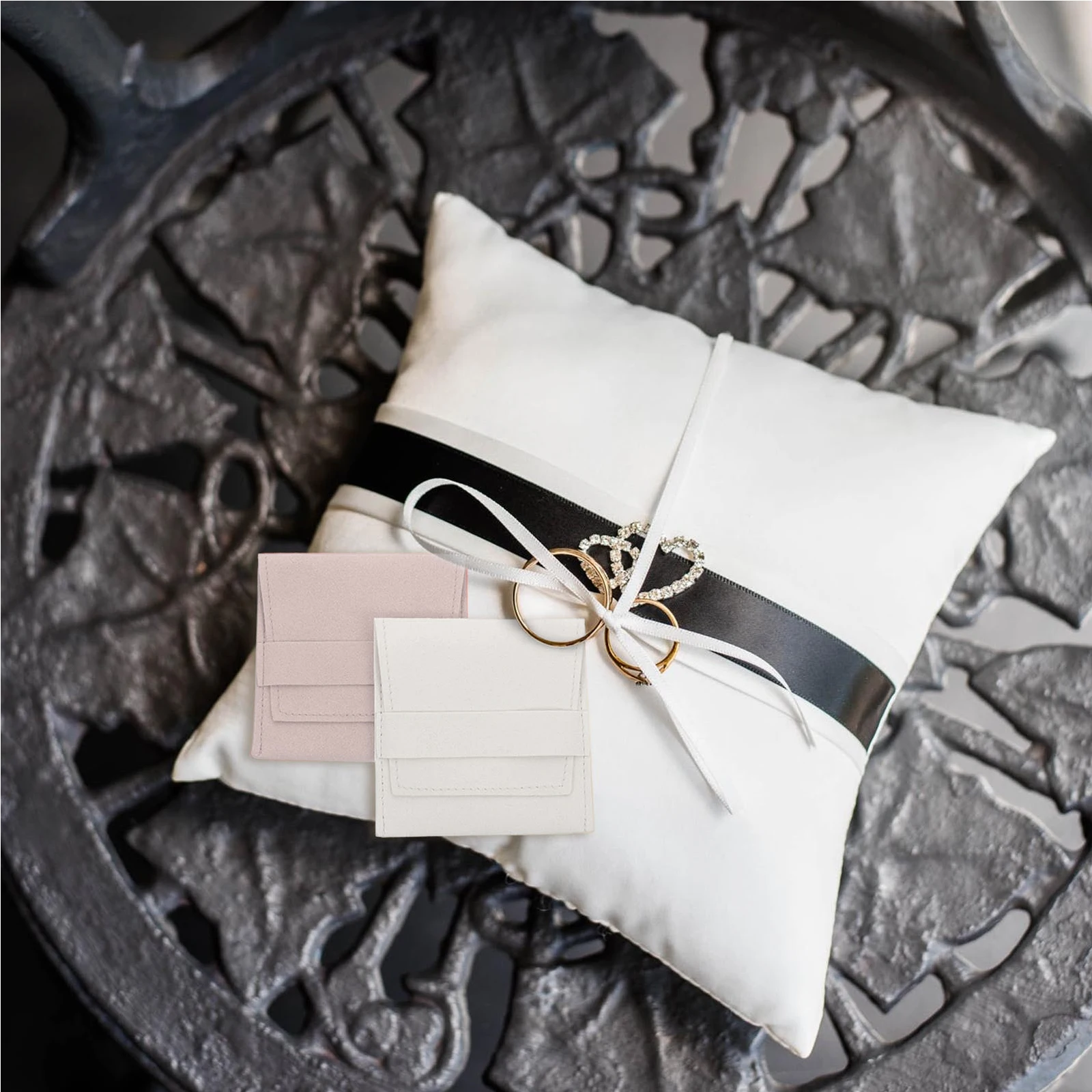 

2Pcs Jewelry Cloth Bag Premium Durable Flannelette Pouch for Rings Jade Necklace Gift Wrapping Organizer Jewelry Bag