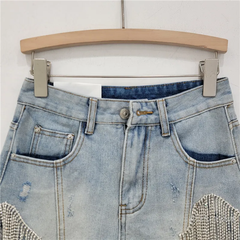 Tassel Chain Denim Shorts Women's Summer 2024 New High Waist Slimming Sexy Heavy Industry Beads Trendy Hot Pants