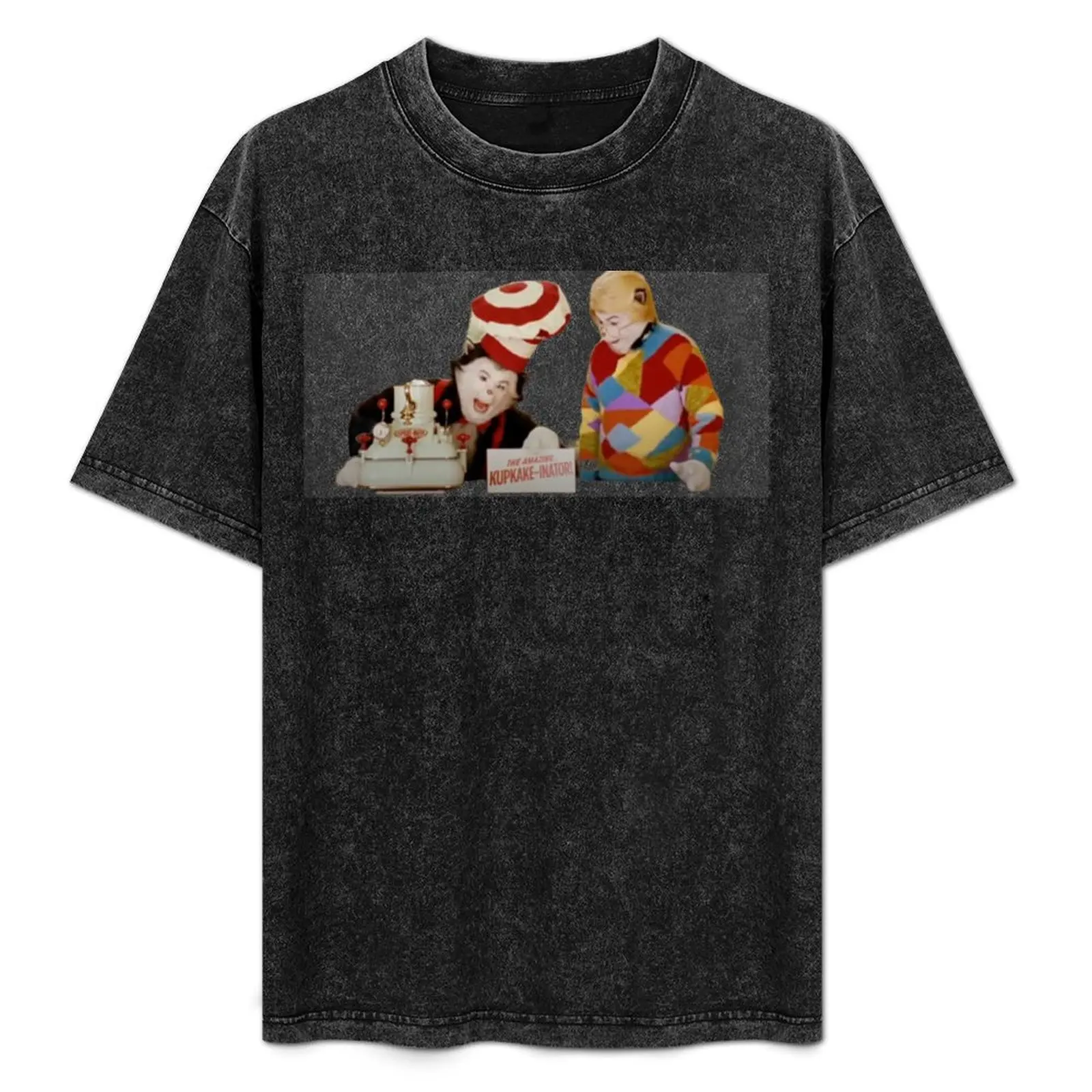 

Cat in the Hat The Amazing KUPKAKE-INATOR! T-Shirt Holiday Party Tee Shirt