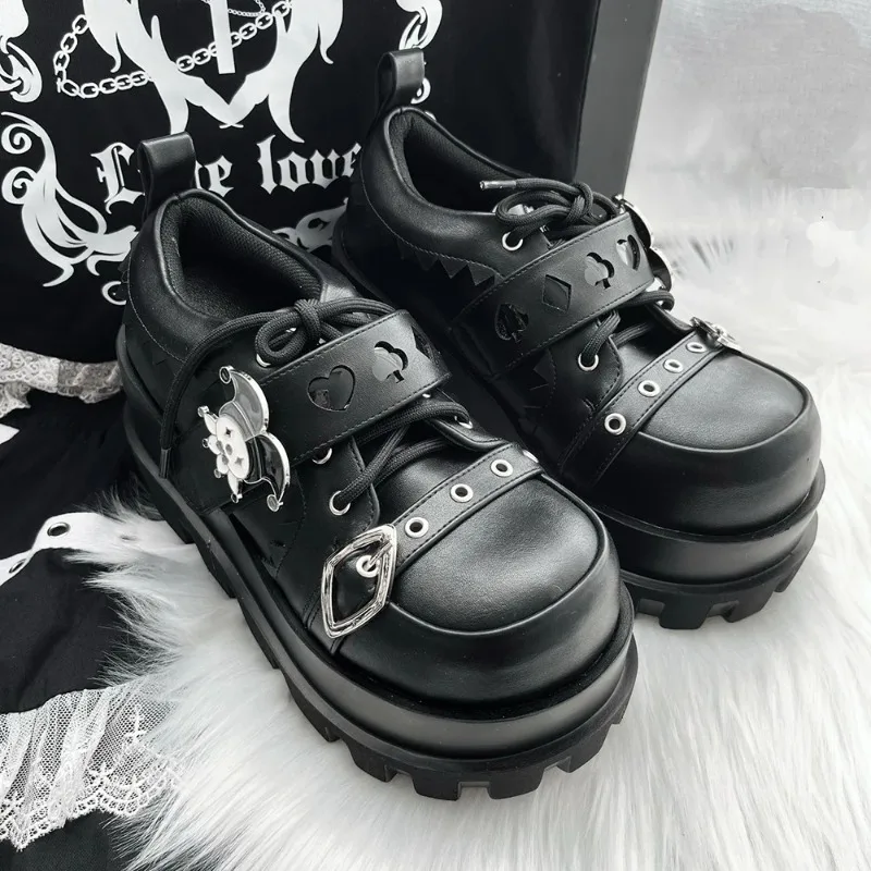Scarpe con plateau gotiche per donna Street Style Girls Lolita Scarpe con zeppa Poker Joker Regalo di Halloween Mary Janes Scarpe da donna Tacones