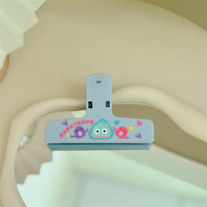 Sanrios Hellokittys Kuromi Magnetic Memo Clip for Paper Notes Book Clip Holder for Bills Stationery Supplies for Office School