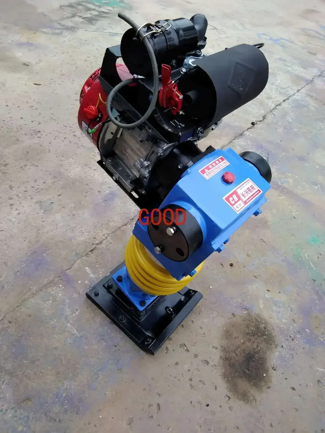 Small gasoline impact compactor for floor compaction electric