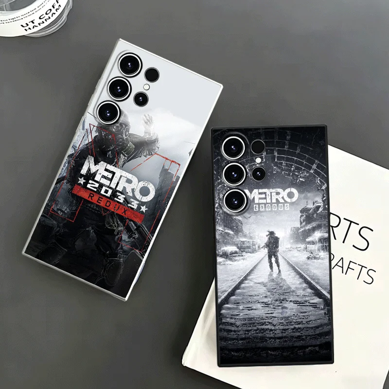 Metro 2033 Soft Phone Case For Samsung S24 S25 S26 Ultra S23 S22 Plus S21 S20 FE Edge + Black White Couple Cover