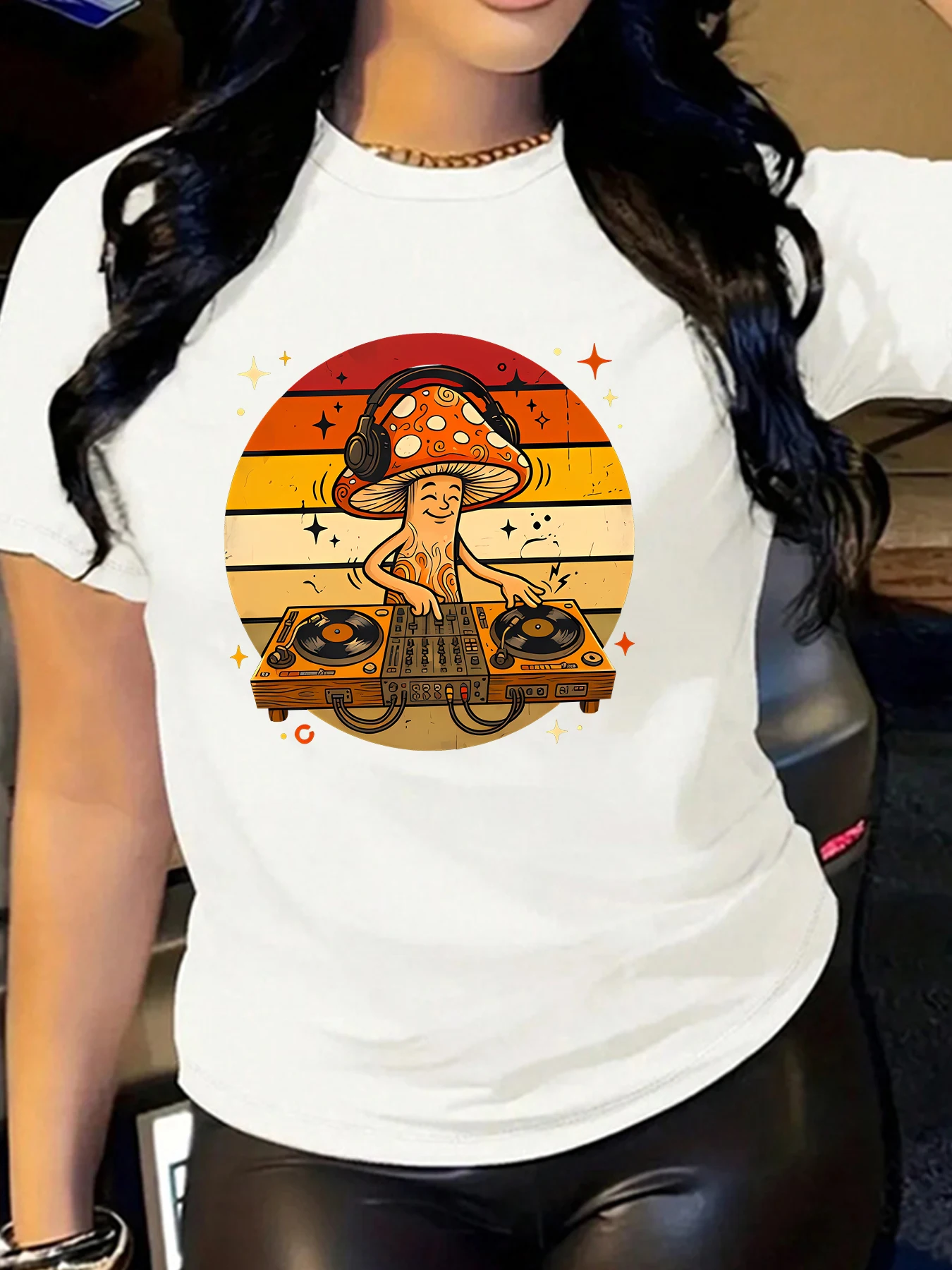 Retro Sunset Cartoon DJ Mushroom Print Roundneck Short-Sleeve T-Shirt for Women