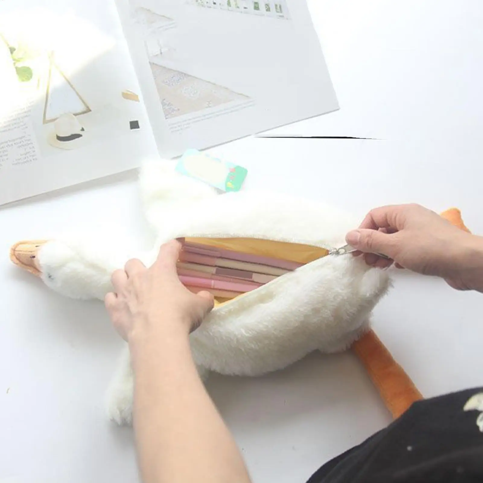 Bolsa para bolígrafos creativa, soporte para bolígrafos de pato, organizador de almacenamiento, estuche multifuncional para lápices, caja para bolígrafos de felpa, escuela y oficina