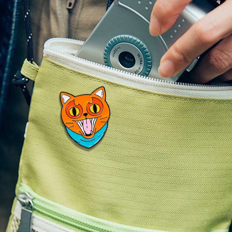 Creative Trendy Multicolor Graffiti Painted Cat Alloy Brooch Unisex Badge Pin For DIY Clothing Bags Hat Scarf Jeans Decoration