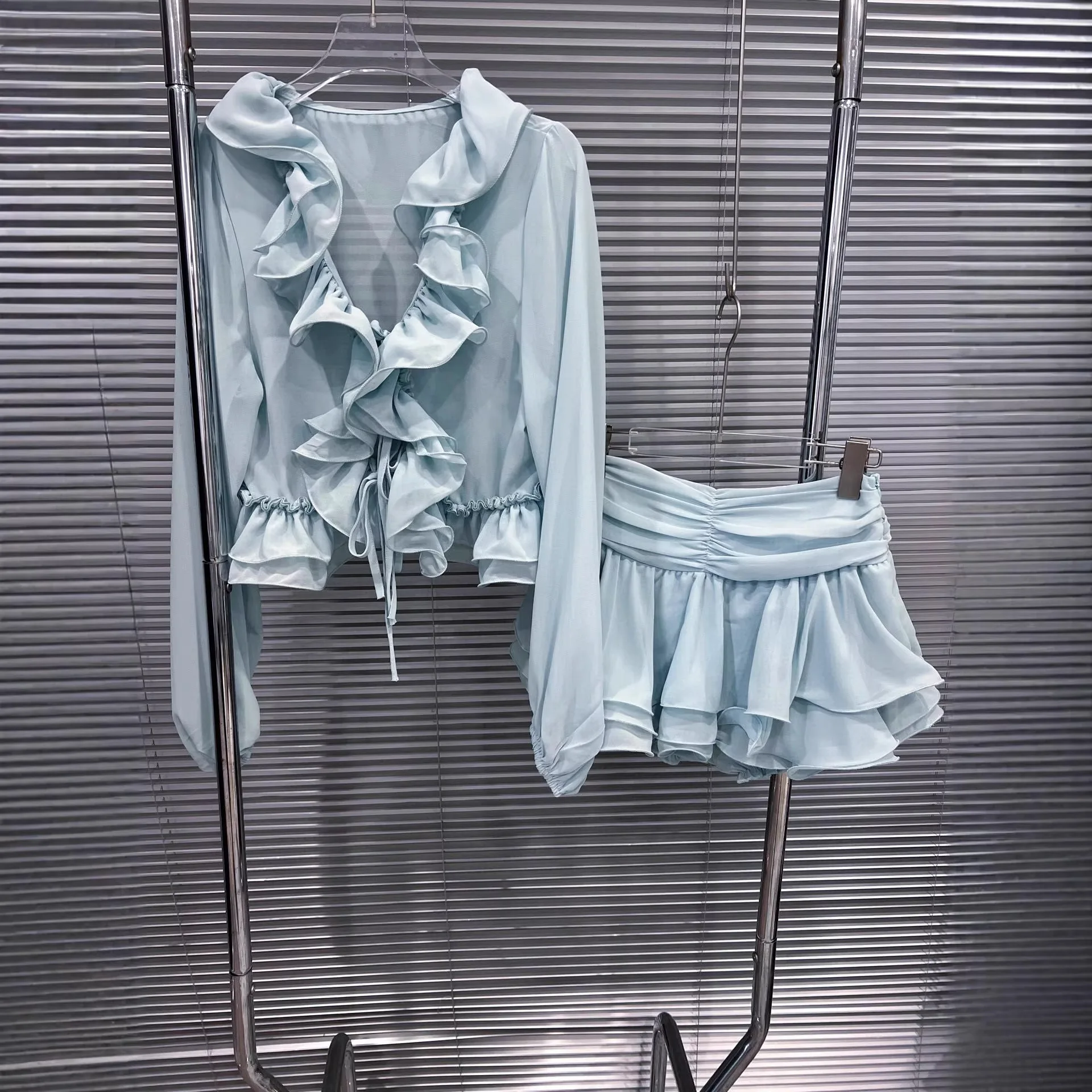 

2026 Spring New Style Lotus Flower Edged Blouse with Long Sleeves for Women's Short Skirt Set skirts