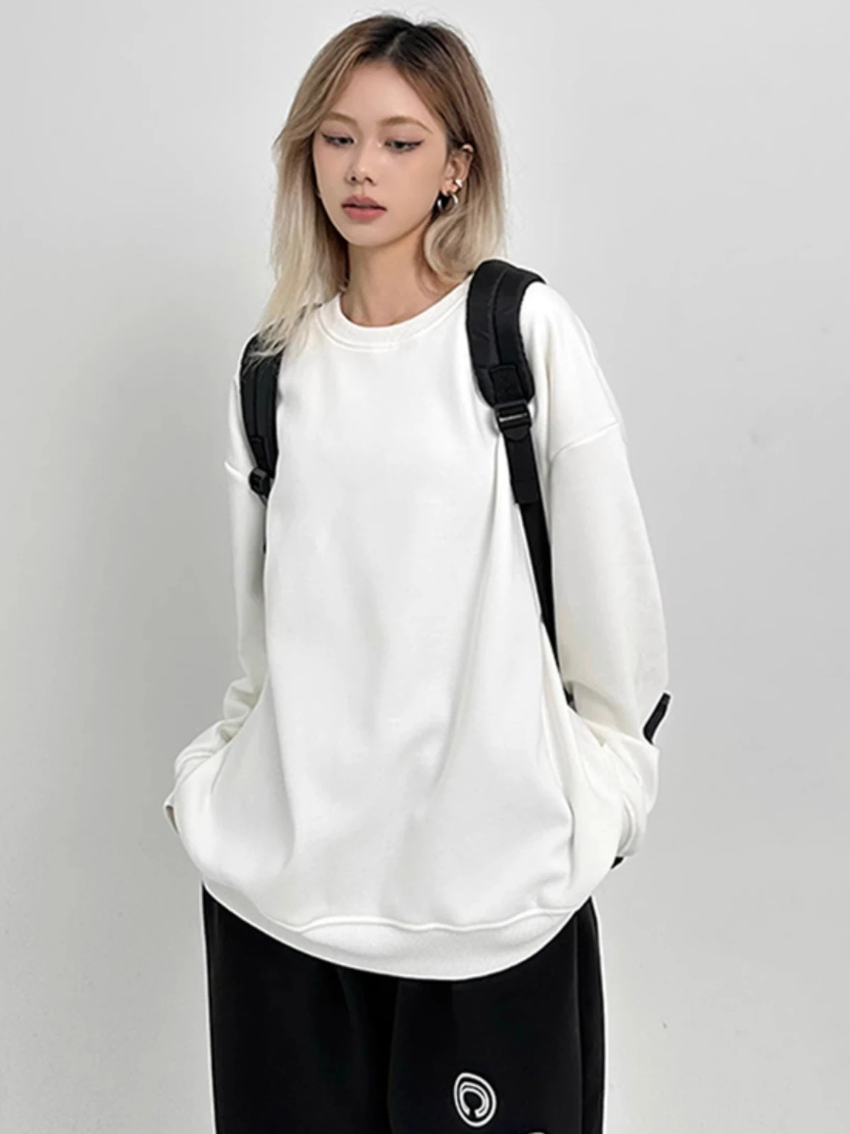 هوديي للرجال والنساء بلون سادة ورقبة دائرية مناسب على الطراز الأمريكي عالي الشارع، ثقيل الوزن، بأكمام طويلة للأزواج