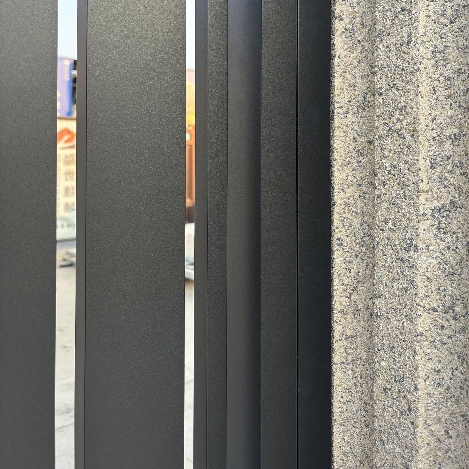 맞춤형 합금 브러시 마감 야외 난간, 빌라 계단 발코니/테라스 난간, 현대적 디자인, 견고함