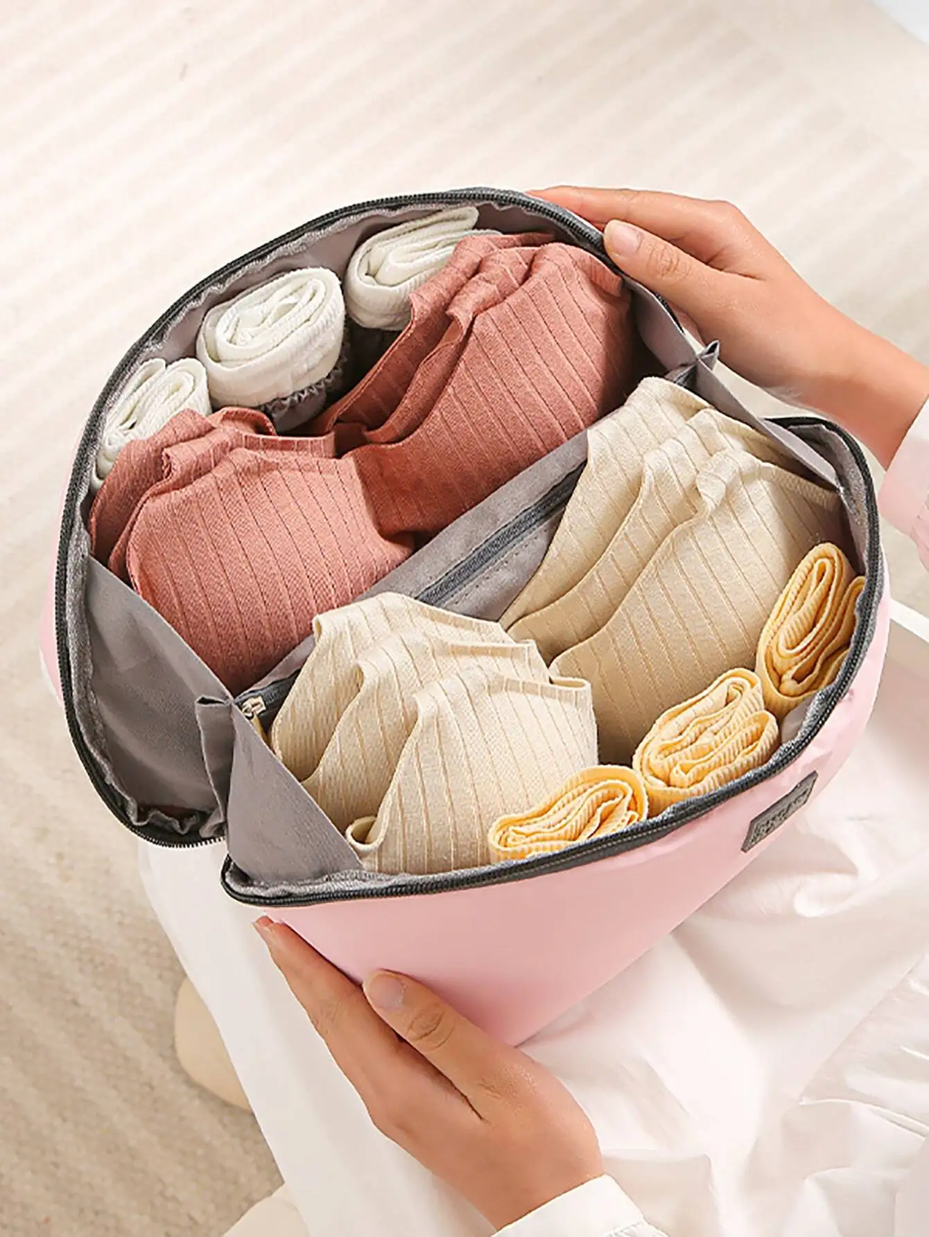 

Daily Travel Bag For Underwear Cosmetics Makeup Travel Organizer Bag Wardrobe Closet Clothe Pouch Socks Panties Bra Bags Travel