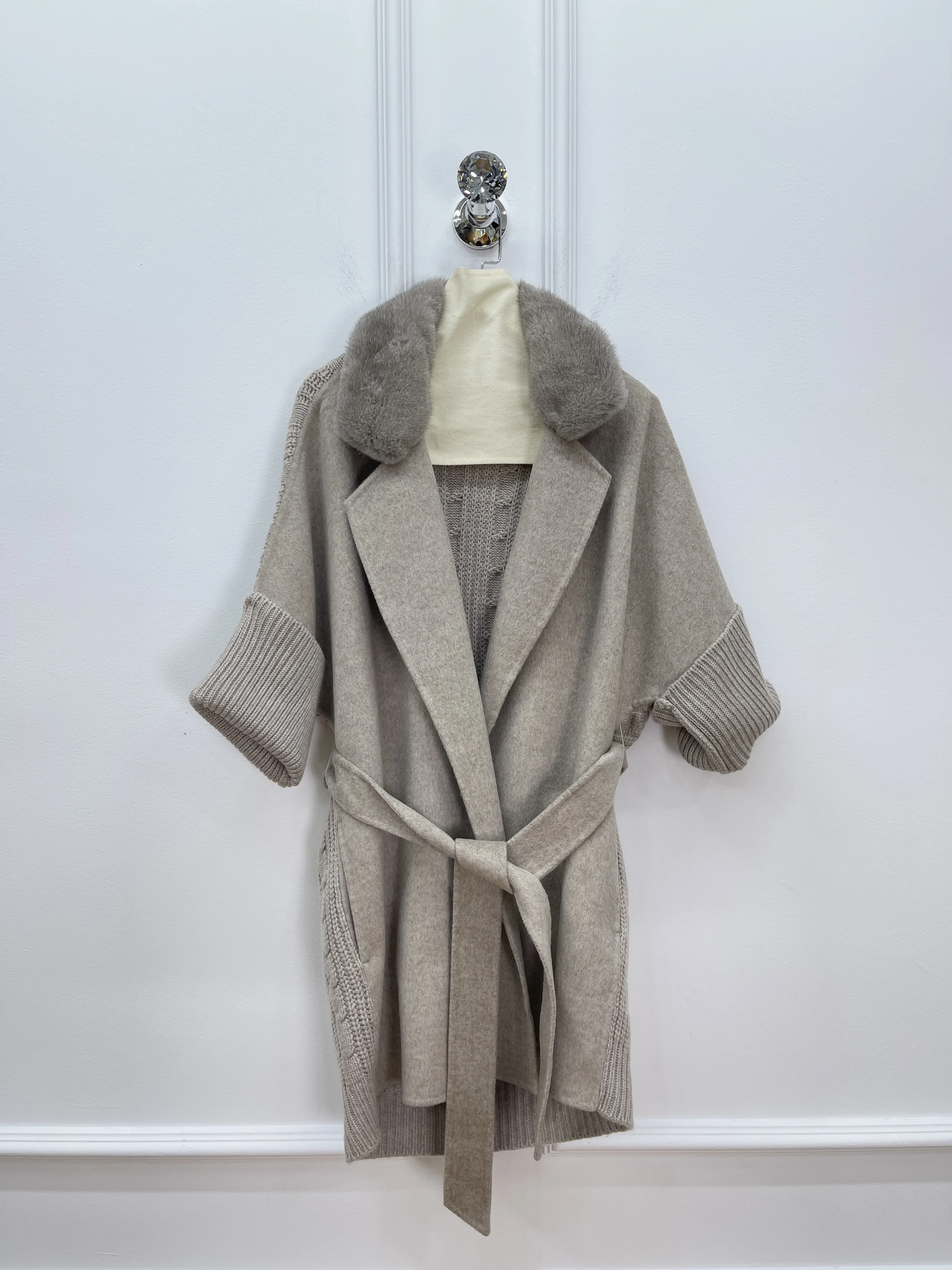 الخريف والشتاء أزياء جديدة عالية الجودة طوق المنك محبوك معطف المرقعة حجم واحد