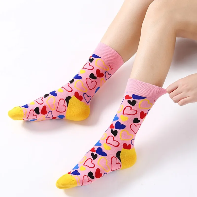 Chaussettes en molleton de coton élégant pour femmes, joli coeur, chaussettes heureuses, dessin animé Harajuku, robe mignonne pour filles, nouvelle mode, 25 motifs, drôle