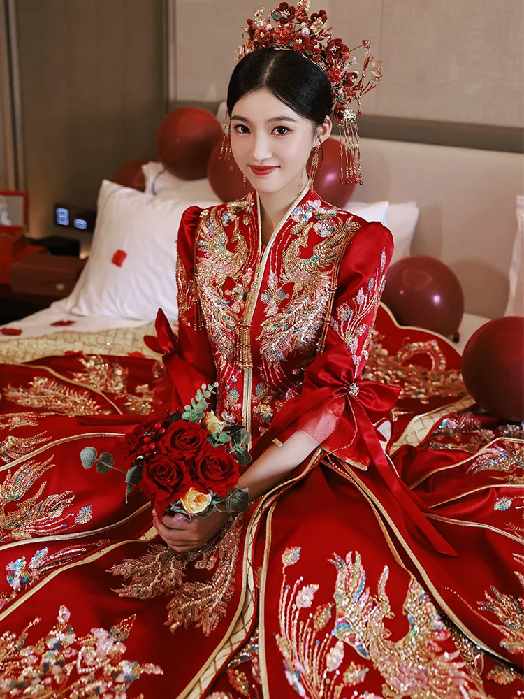 

Chinese Style Classic Wedding Dress Women Phoenix Embroidery Cheongsam Marriage Suit Bride Sequins Beading Tassels Qipao