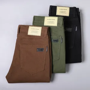 Herren Jeans aus gerader, lässiger und komfortabler Baumwolle, monochrom, grün 12 Hauptverkäufe Green Herren Jeans - №3