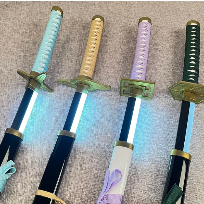 103 centimetri Candeggina spada laser Katana Ha Condotto La Luce Spada Luminosa Cosplay Prop Yamato Spada Lama Dimensioni Reali Samurai Giapponese Sabre giocattoli