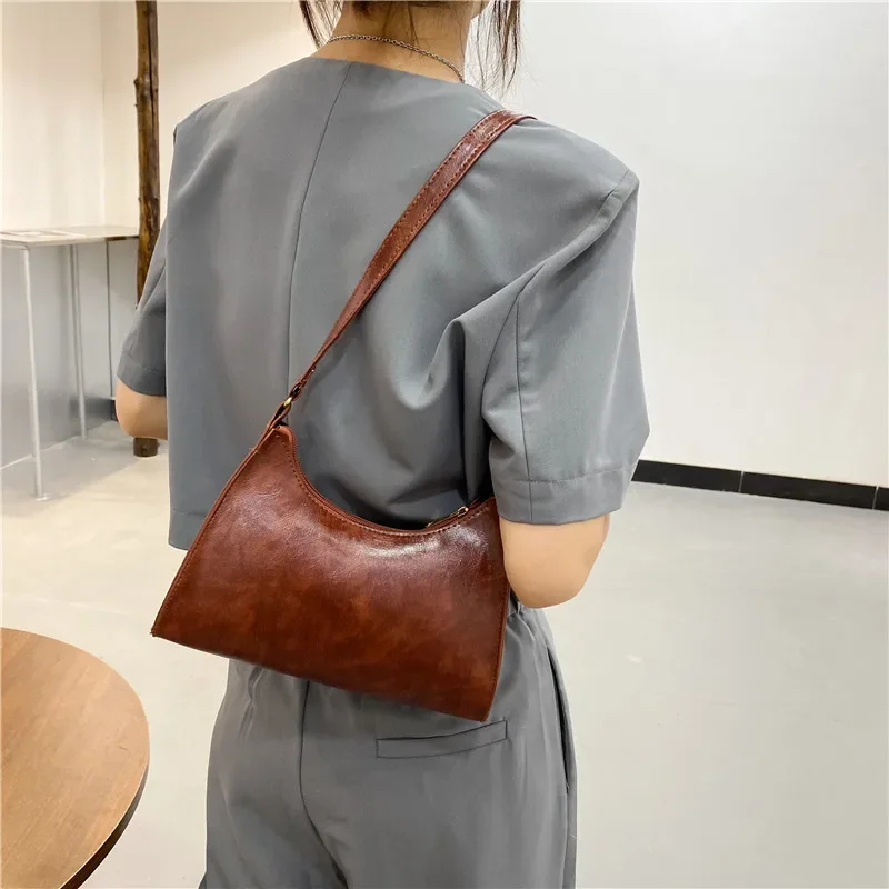 Fashion Exquisite Shopping Bag Retro Casual Women Totes Shoulder Bags Female Leather Solid Color Chain Handbags for Women 2024