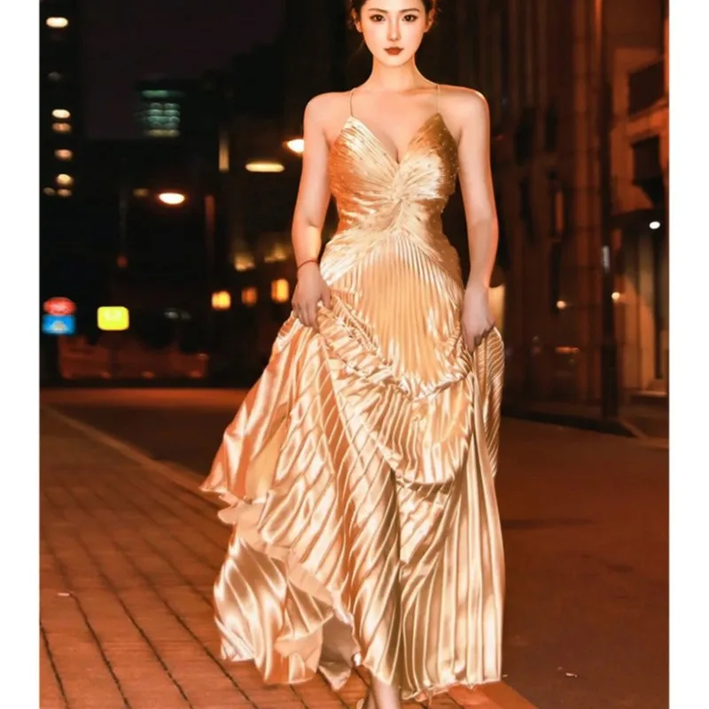 Golden toast banquet hostess dress