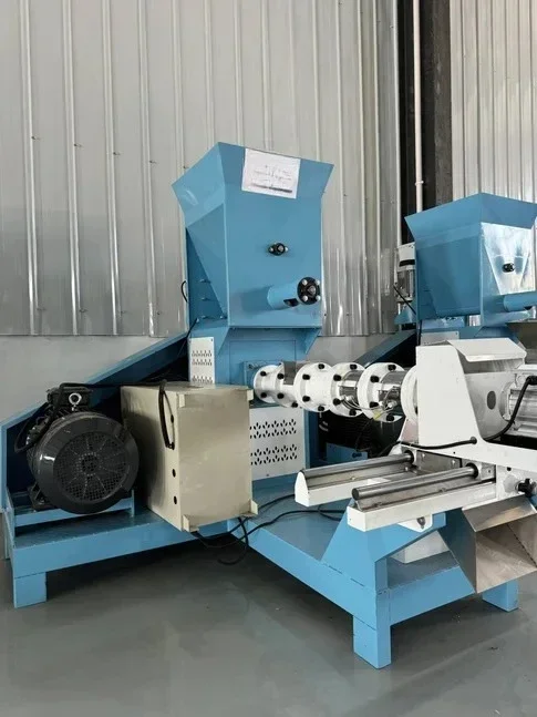 Full Automatic China Puffed Food Machine Line For Production Of Corn Sticks Puff Ball Snaks Machine factory price