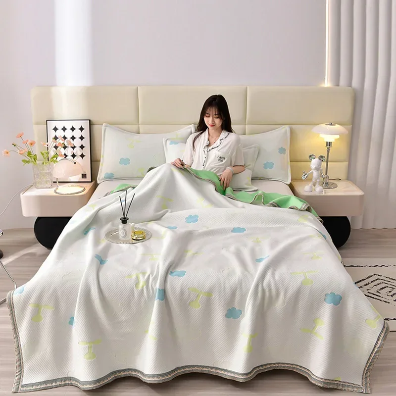 High Quality Embroidered Summer Cooling Blanket  Hight End Knitted Cotton Queen Quilt Quilted Wormwood Fiber Thin Comforter Cool