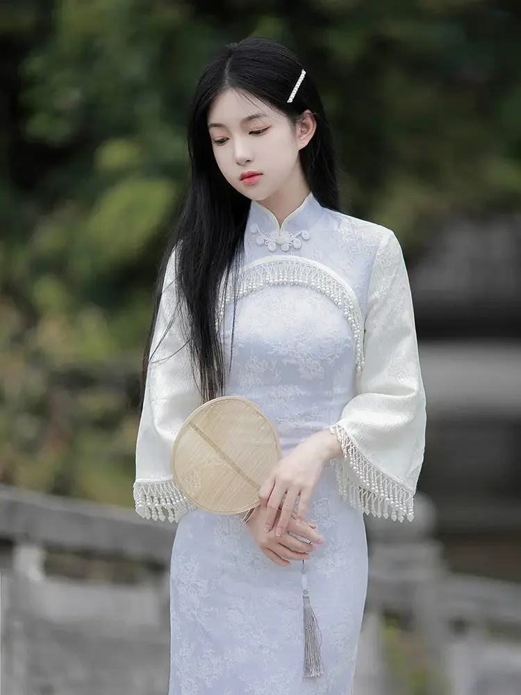 

Cheongsam 2025: молодое элегантное весеннее длинное улучшенное женское платье с большими рукавами в стиле ретро в китайском стиле с жемчугом