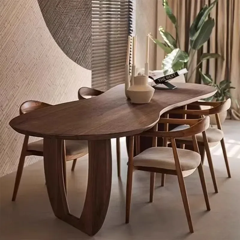 2026 Hot-selling European farmhouse style solid wood oak dining table, suitable for hotel family restaurants