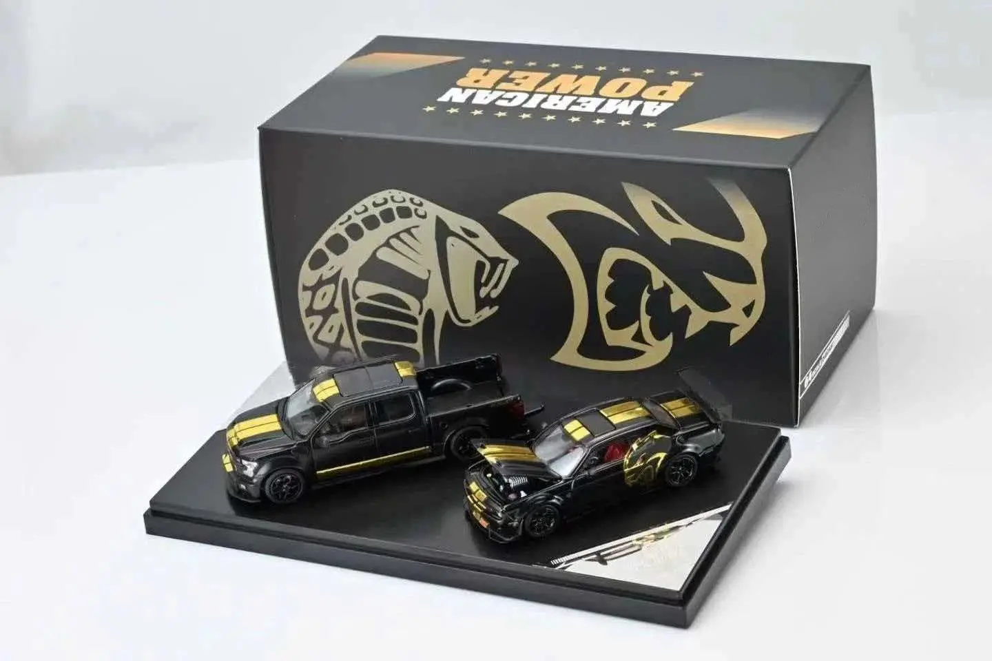 

1/64 Shelby F150 & Hellcat Black/Gold "American Power" livery Diecast Model Car Miniature Toy Vehicle Models Collection Set