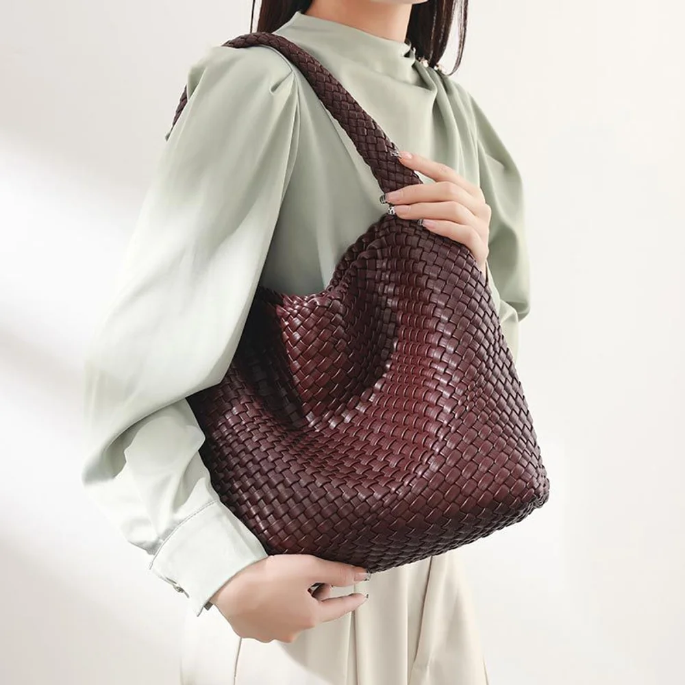 

2025 Super Hot Woven Tote Bag For Women, Large Capacity Big Bag, Premium Feeling Handbill Shoulder Bucket Bag, Women's Bag