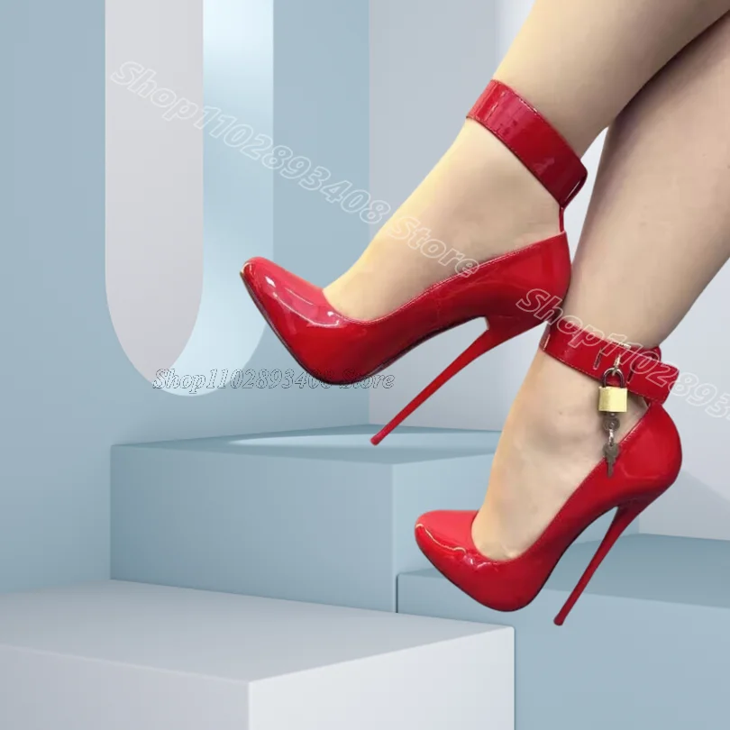 Red Lock Decor Pate…